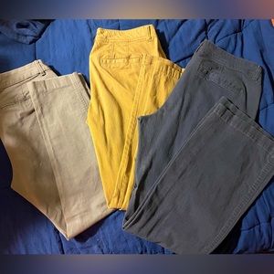 Women’s Old Navy slacks sizes 6 and 8, used no stains or damage, good condition